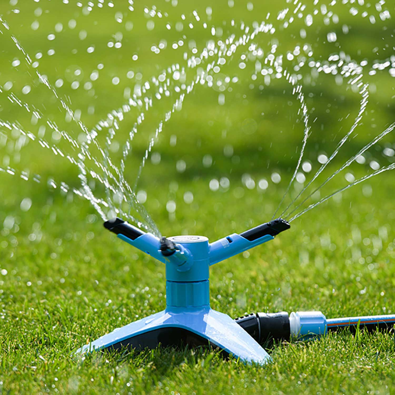 Flopro Typhoon Rotating Sprinkler | Marshalls Garden