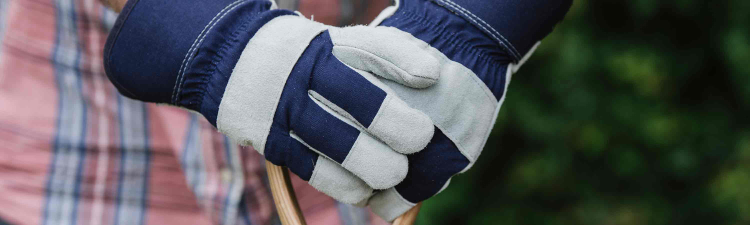 Clothing, Gloves & Boots