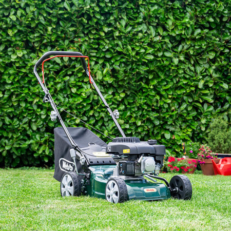 Webb Classic 41cm Petrol Rotary Lawnmower
