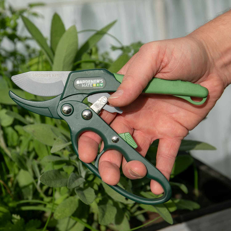 Gardeners Mate Ratchet Secateurs