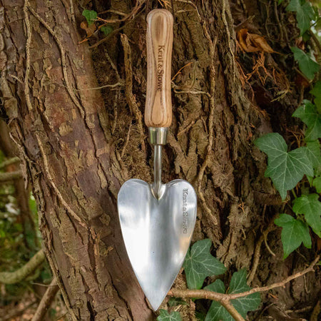 Kent & Stowe Heart Shaped Trowel