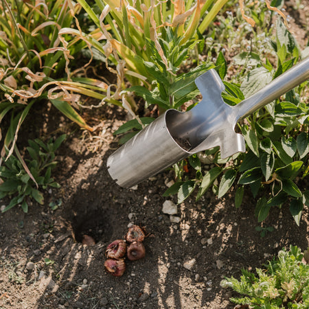 Kent & Stowe Long Handled Bulb Planter