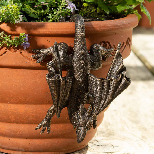 Open Wing Dragon Pot Buddy