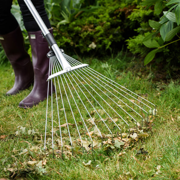 Gardeners Mate  Expanding Leaf & Lawn Rake