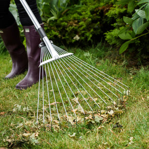 Buy Gardener's Mate Expanding Leaf & Lawn Rake