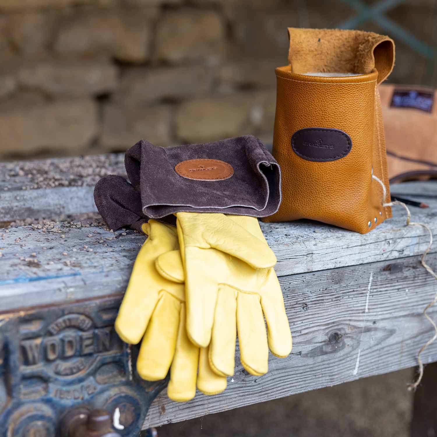Heritage Leather & Suede Gardening Gloves Buy Gardening Gloves Online